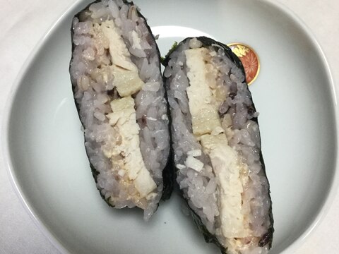 鶏ハムでおにぎらず